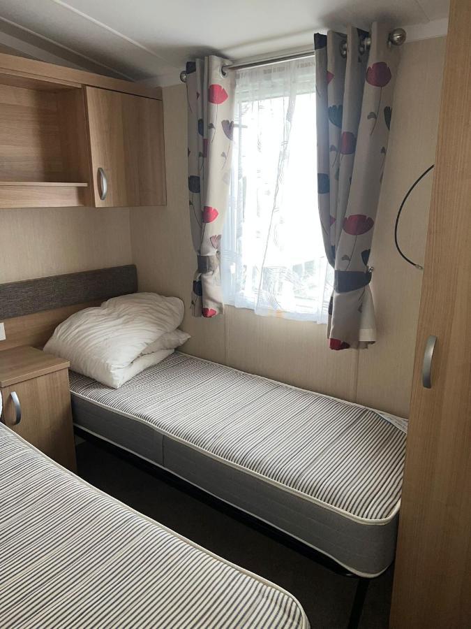 3 Bed Platinum Caravan Presthaven Sands Престатин Экстерьер фото